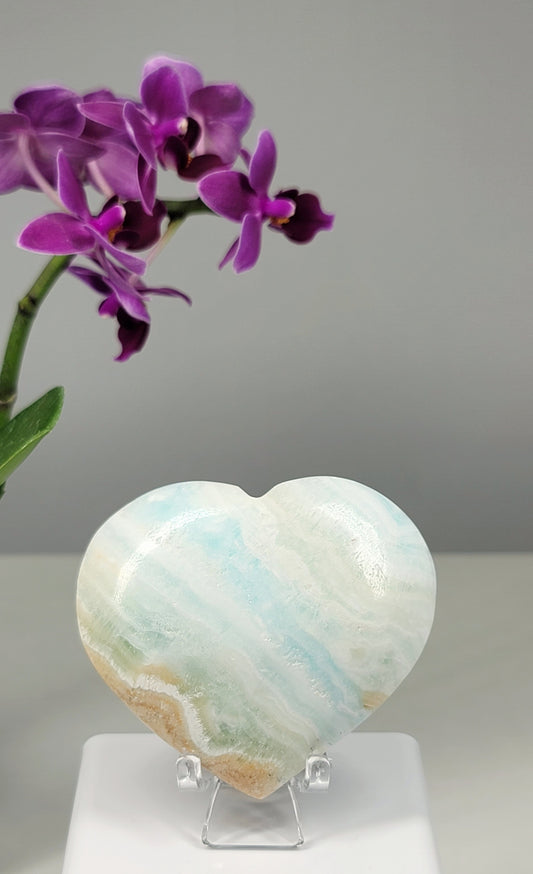 Caribbean Calcite Heart