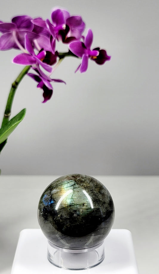 Labradorite Sphere (Medium)